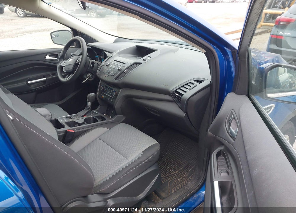 2017 FORD ESCAPE SE VIN: 1FMCU9GD1HUC93583