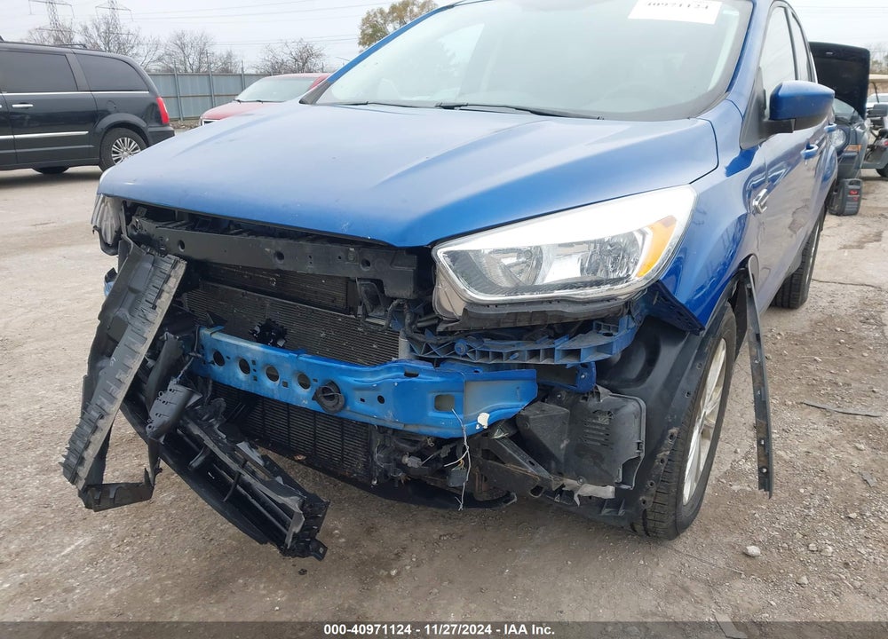2017 FORD ESCAPE SE VIN: 1FMCU9GD1HUC93583