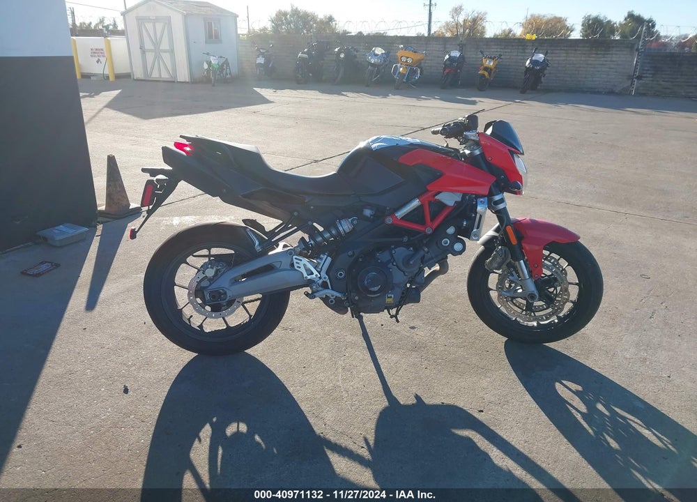 2013 APRILIA SHIVER 750 VIN: ZD4RAC018DS000518