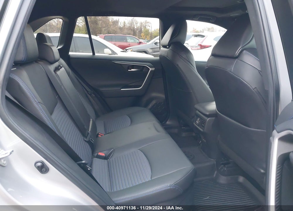 2022 TOYOTA RAV4 HYBRID XSE VIN: 2T3E6RFV1NW032292