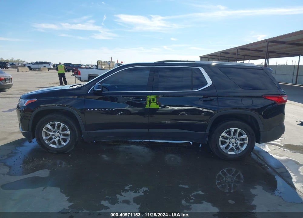 2018 CHEVROLET TRAVERSE 1LT VIN: 1GNERGKW6JJ220834