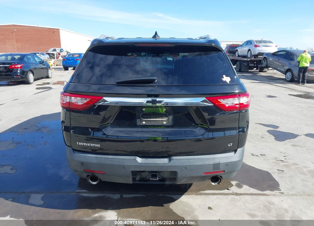 2018 CHEVROLET TRAVERSE 1LT VIN: 1GNERGKW6JJ220834