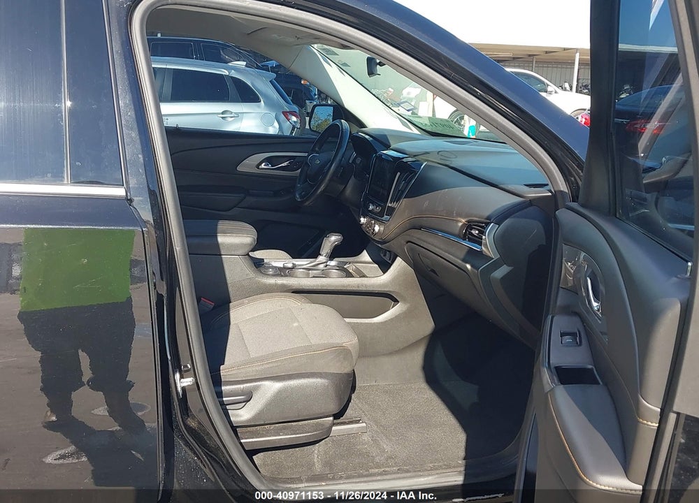 2018 CHEVROLET TRAVERSE 1LT VIN: 1GNERGKW6JJ220834