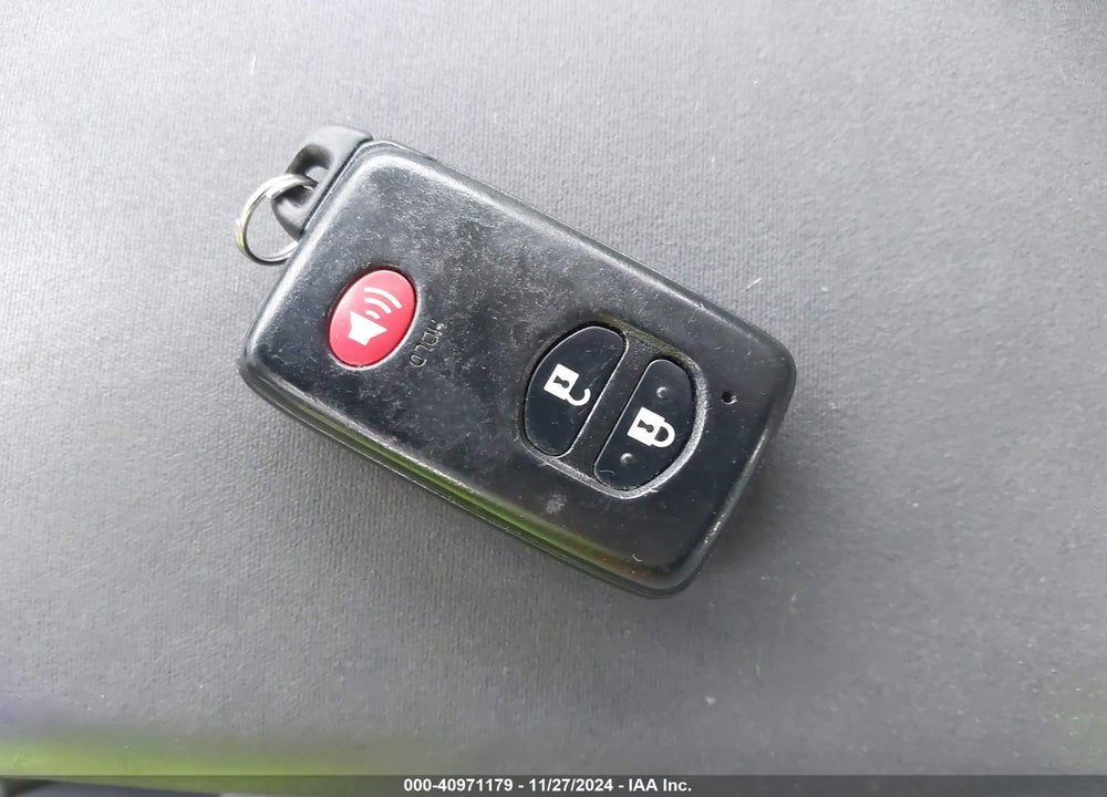 2010 TOYOTA PRIUS III VIN: JTDKN3DU7A0234422