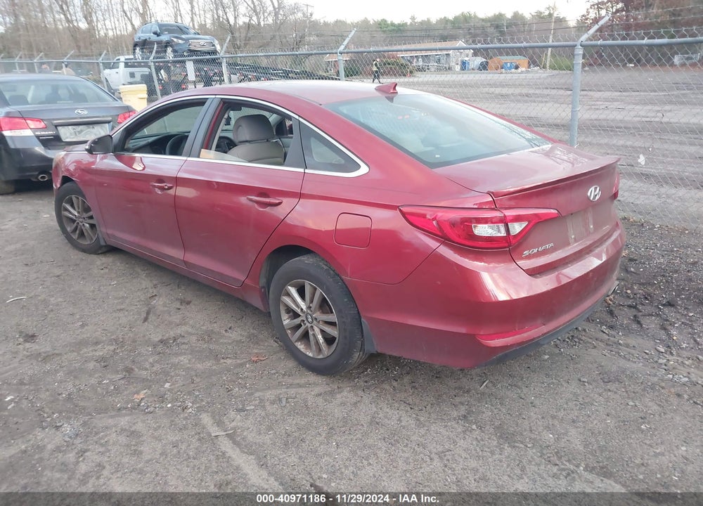 2015 HYUNDAI SONATA SE VIN: 5NPE24AF8FH100398