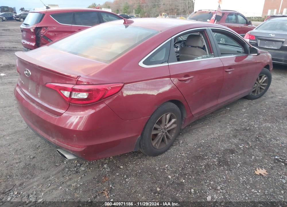 2015 HYUNDAI SONATA SE VIN: 5NPE24AF8FH100398