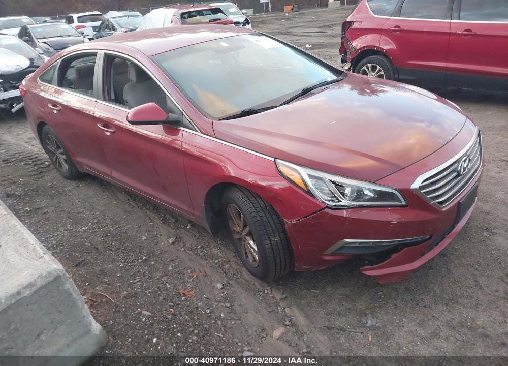 2015 HYUNDAI SONATA SE VIN: 5NPE24AF8FH100398