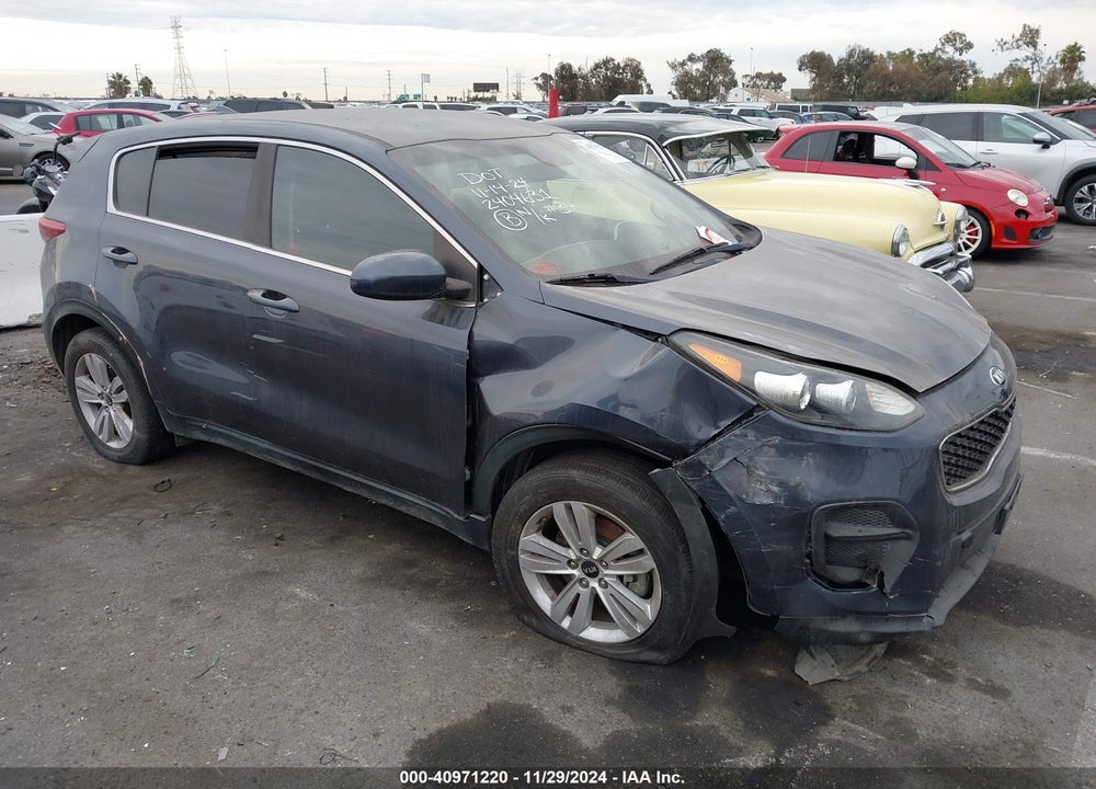 2018 KIA SPORTAGE LX VIN: KNDPM3AC6J7472371
