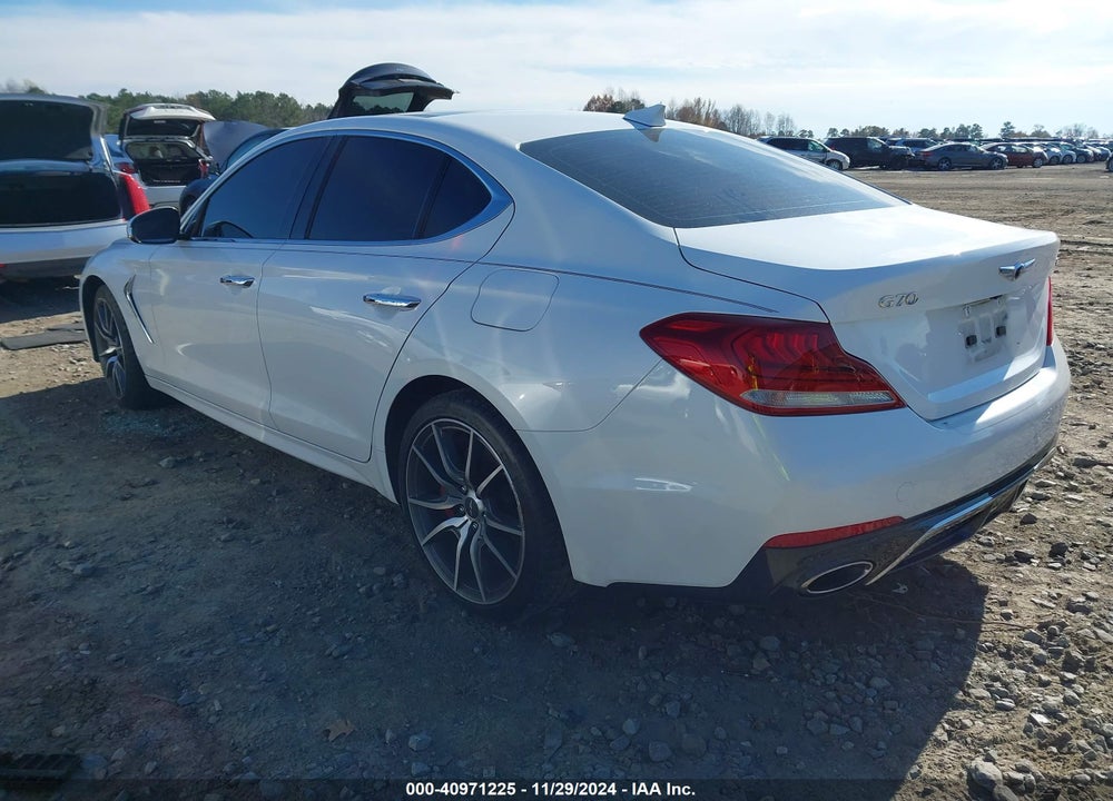 2020 GENESIS G70 VIN: KMTG54LE9LU053440