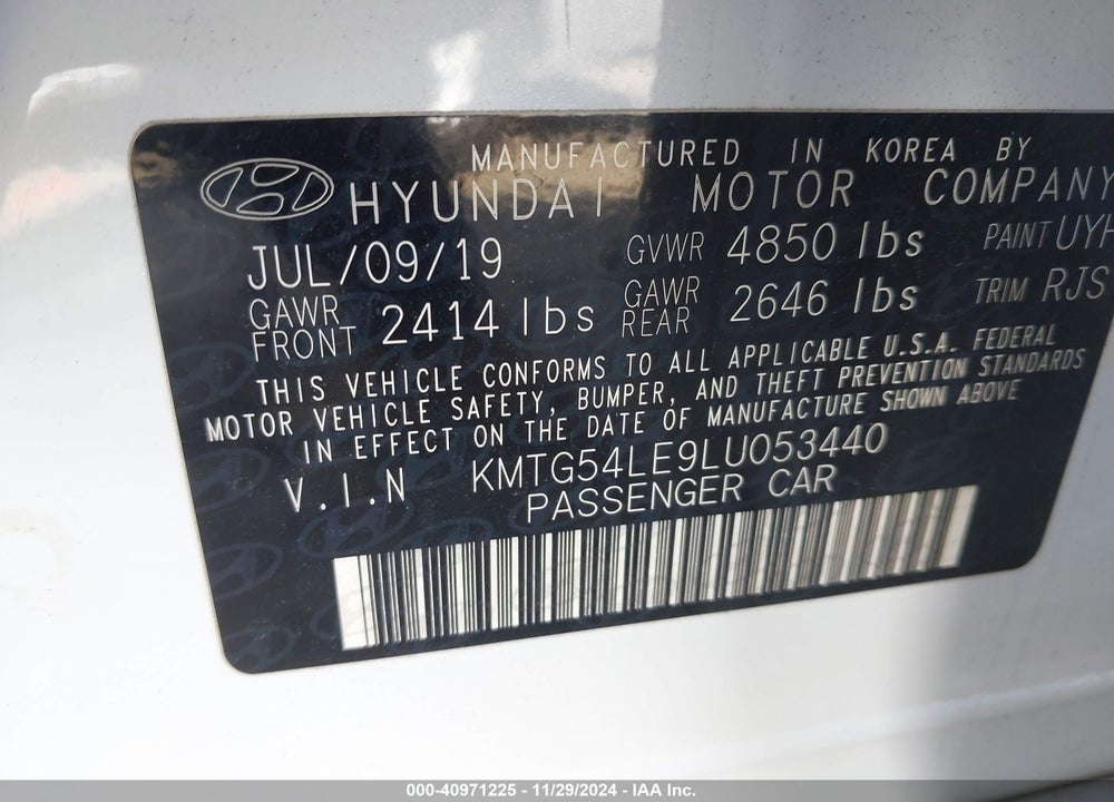 2020 GENESIS G70 VIN: KMTG54LE9LU053440
