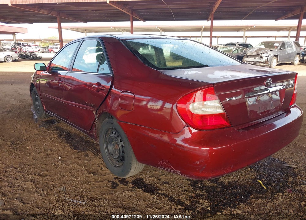 2004 TOYOTA CAMRY LE VIN: 4T1BE32K04U359093