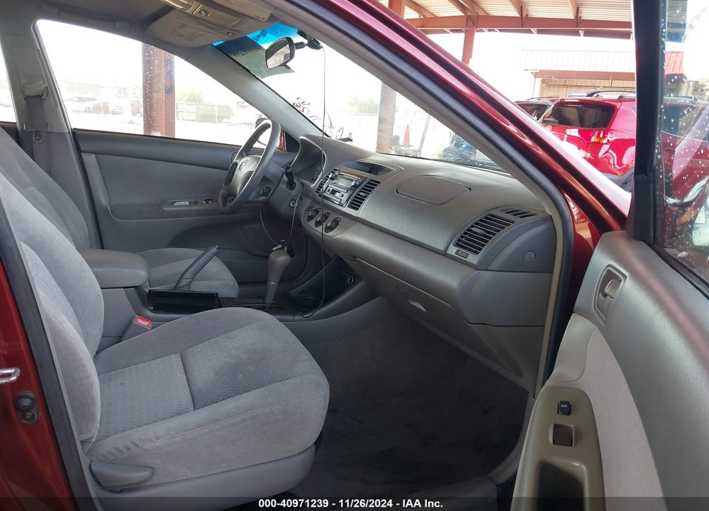 2004 TOYOTA CAMRY LE VIN: 4T1BE32K04U359093