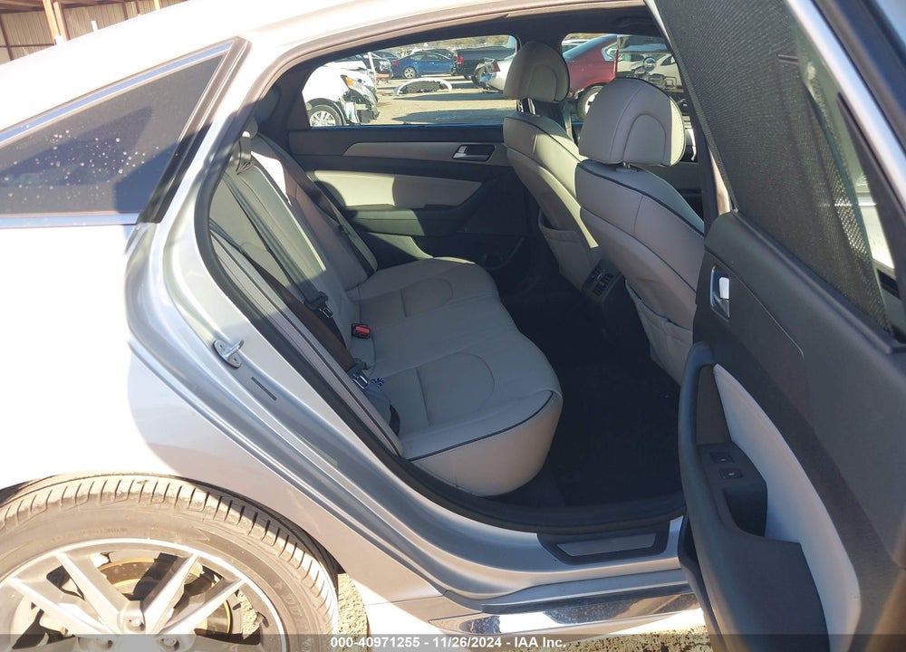 2015 HYUNDAI SONATA VIN: 5NPE34AB9FH050444