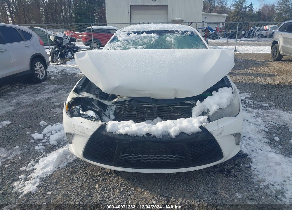 2016 TOYOTA CAMRY SE VIN: 4T1BF1FK2GU136215