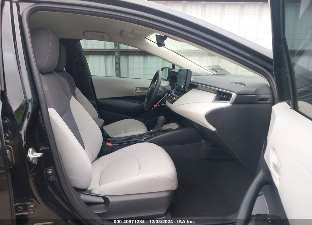 2022 TOYOTA COROLLA LE VIN: 5YFEPMAE1NP381468