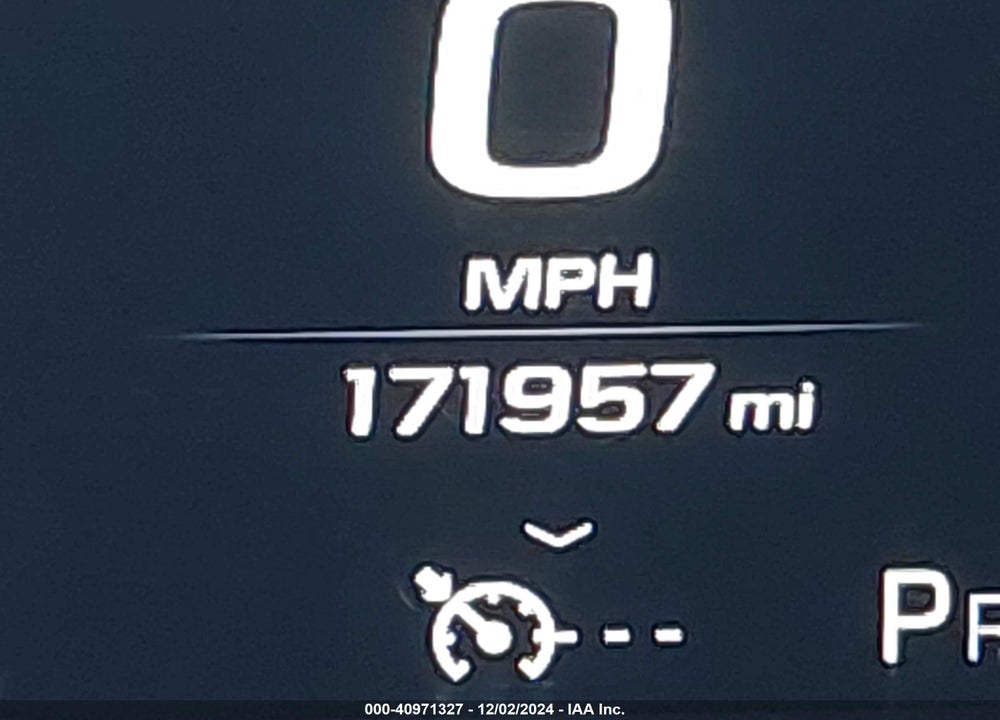 2017 GMC SIERRA 1500 DENALI VIN: 3GTU2PEJ6HG511399