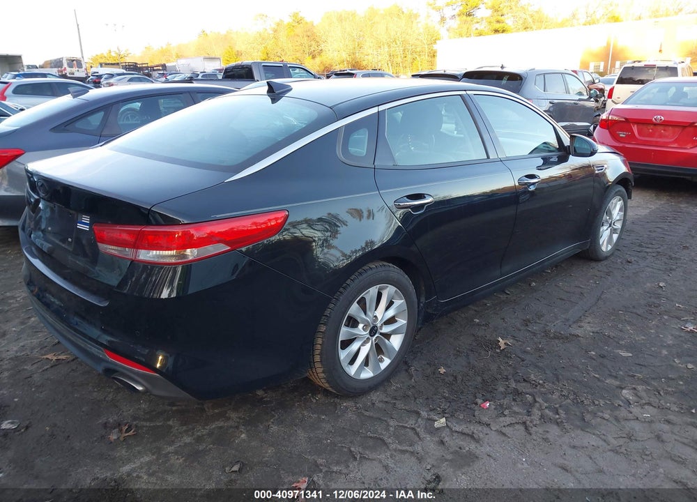 2018 KIA OPTIMA EX VIN: 5XXGU4L30JG224787