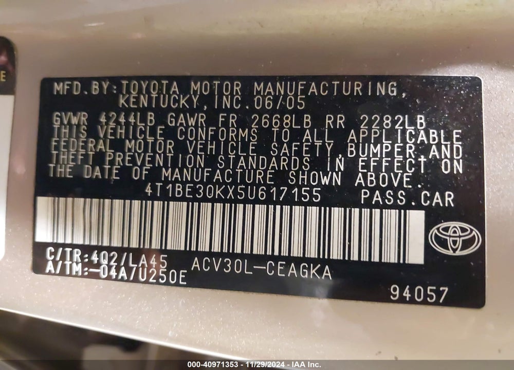 2005 TOYOTA CAMRY XLE VIN: 4T1BE30KX5U617155