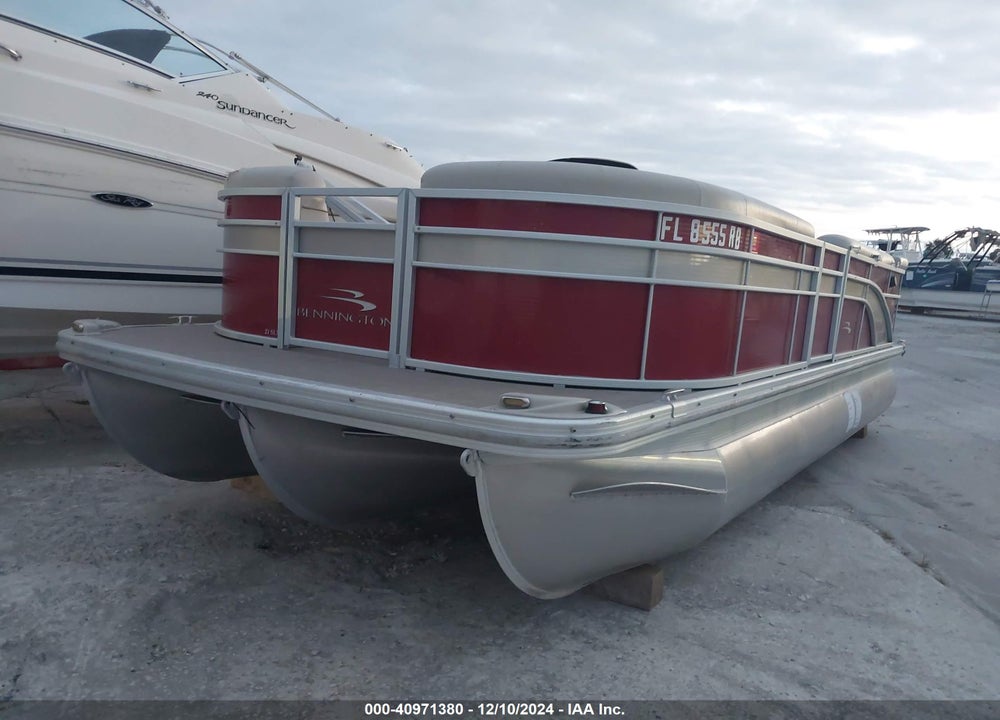 2016 BENNINGTON OTHER VIN: ETWD1287B616