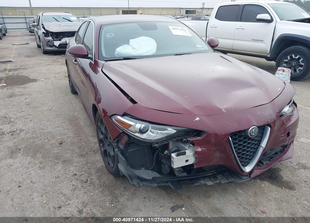 2017 ALFA ROMEO GIULIA RWD VIN: ZARFAEBN8H7547085