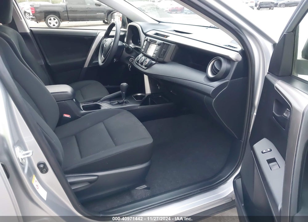 2018 TOYOTA RAV4 LE VIN: JTMZFREV5JJ171241