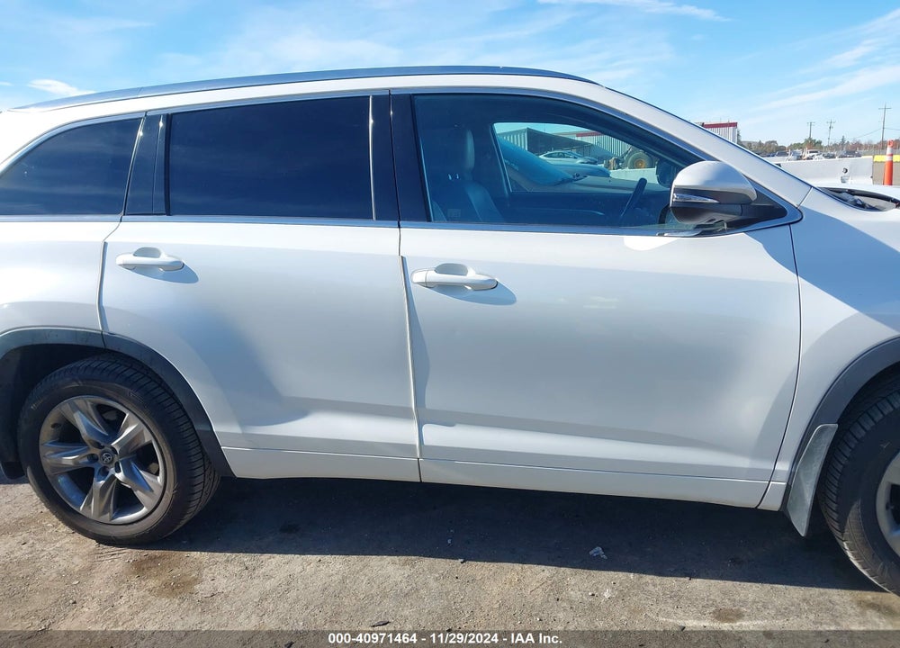 2017 TOYOTA HIGHLANDER LIMITED/PLATINUM VIN: 5TDDZRFH9HS369988
