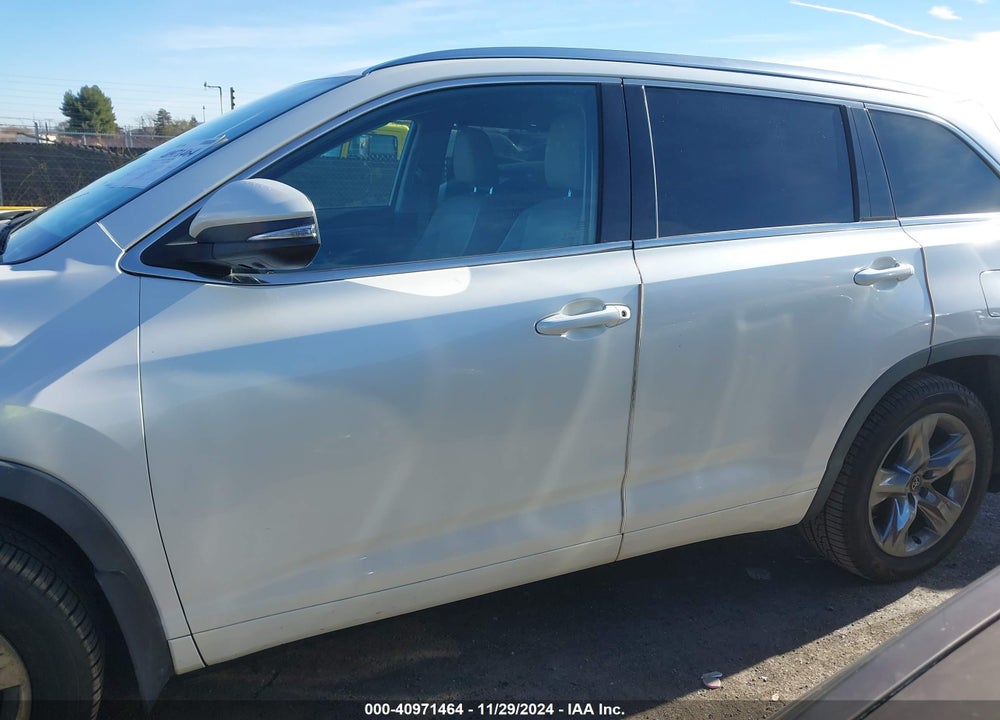 2017 TOYOTA HIGHLANDER LIMITED/PLATINUM VIN: 5TDDZRFH9HS369988