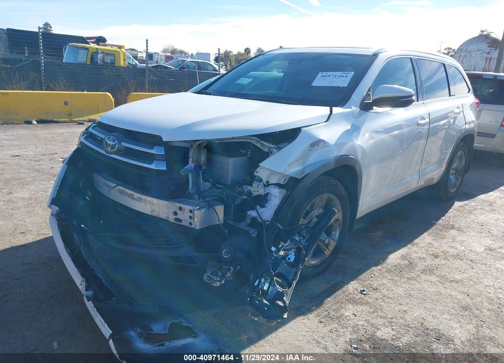 2017 TOYOTA HIGHLANDER LIMITED/PLATINUM VIN: 5TDDZRFH9HS369988