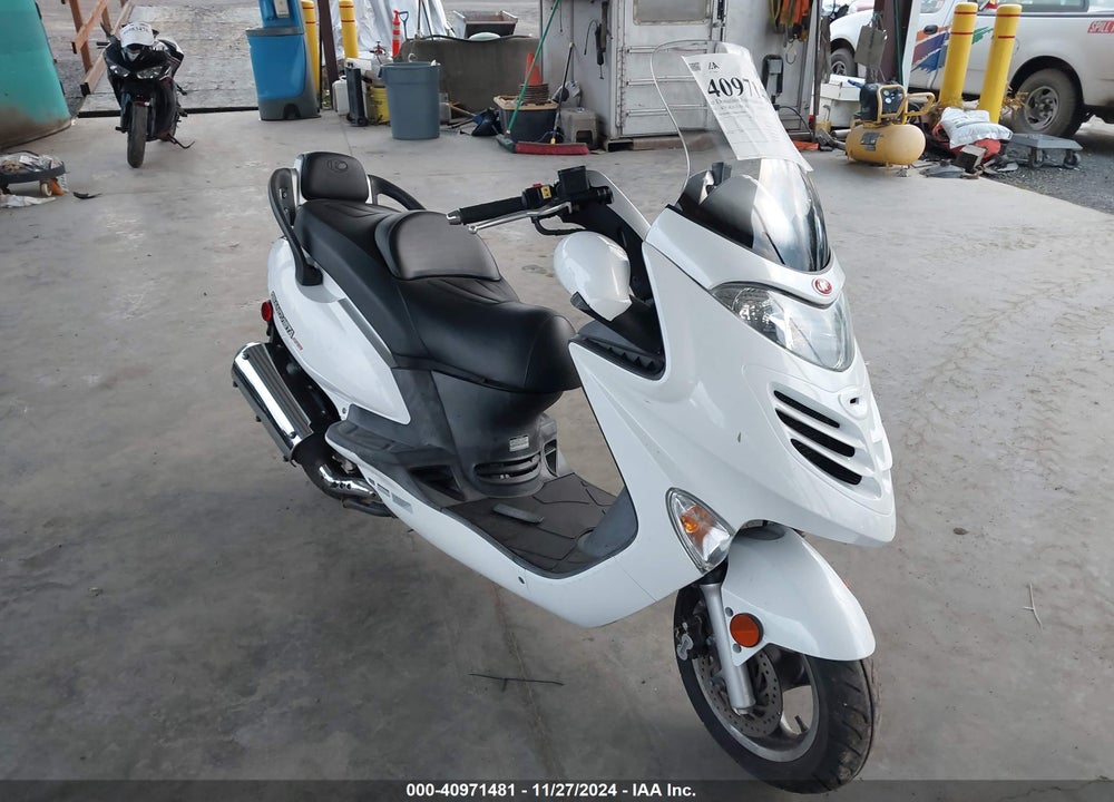 2006 KYMCO USA INC GRAND VISTA 250 VIN: RFBS4K19X6B200860