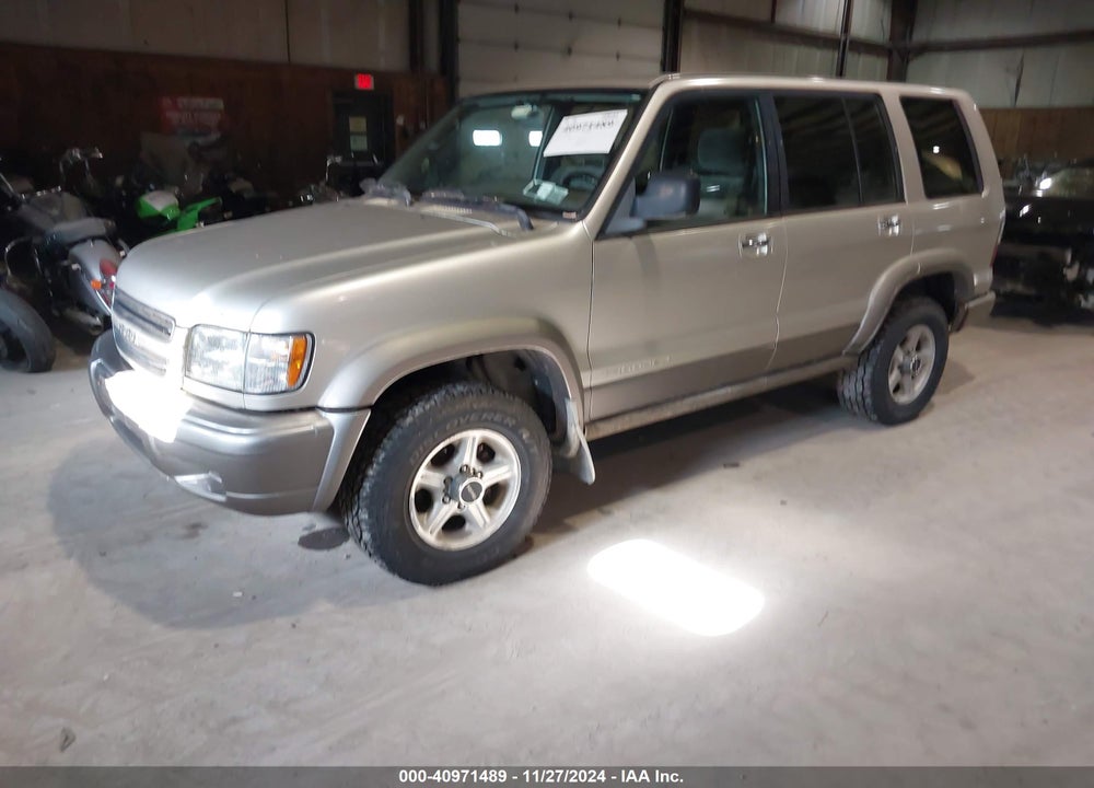 2002 ISUZU TROOPER LIMITED/LS/S VIN: JACDS58X527J03935