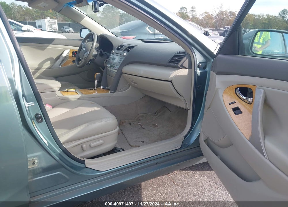 2007 TOYOTA CAMRY XLE V6 VIN: JTNBK46K073013872