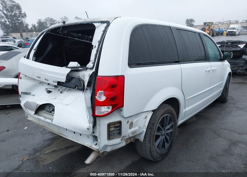 2017 DODGE GRAND CARAVAN SXT VIN: 2C4RDGCG9HR631022
