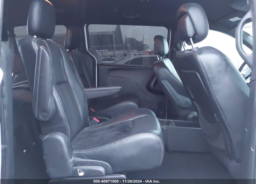 2017 DODGE GRAND CARAVAN SXT VIN: 2C4RDGCG9HR631022