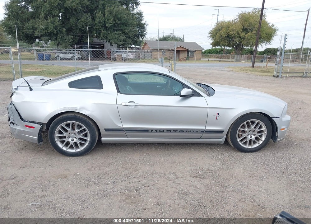 2013 FORD MUSTANG V6 PREMIUM VIN: 1ZVBP8AM2D5282071