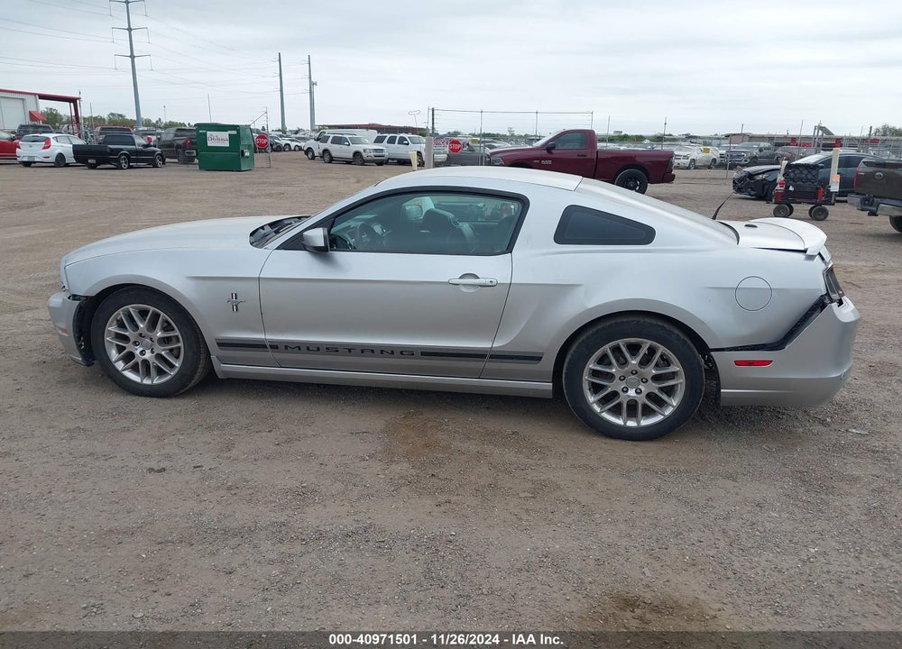 2013 FORD MUSTANG V6 PREMIUM VIN: 1ZVBP8AM2D5282071