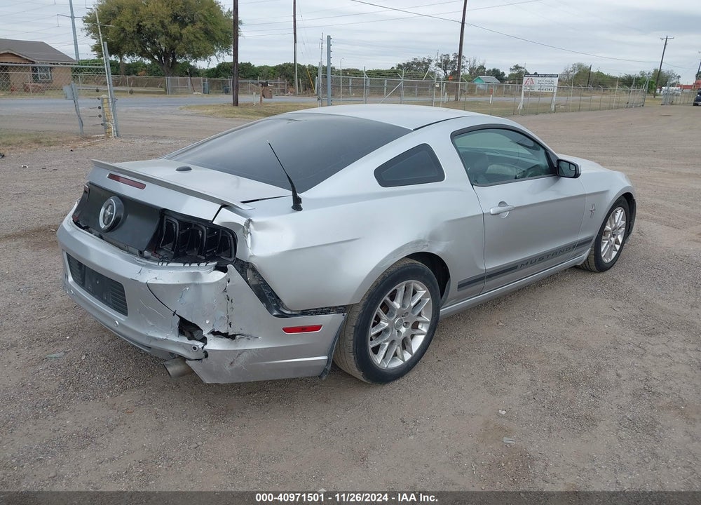 2013 FORD MUSTANG V6 PREMIUM VIN: 1ZVBP8AM2D5282071