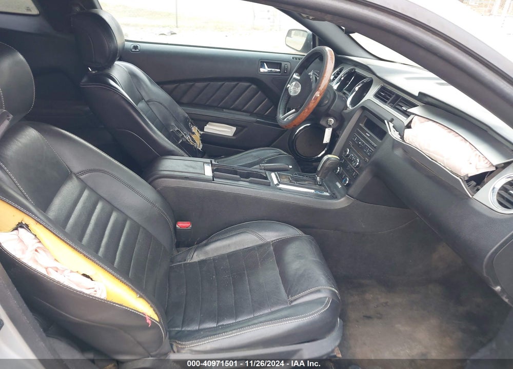 2013 FORD MUSTANG V6 PREMIUM VIN: 1ZVBP8AM2D5282071