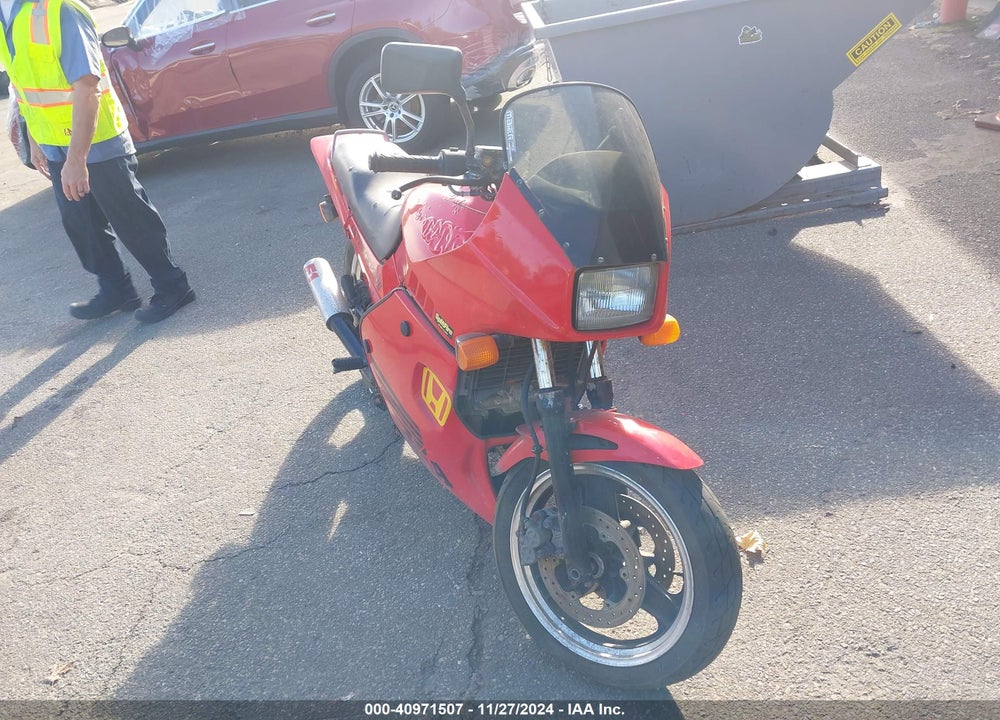 1984 HONDA VF500 F VIN: JH2PC1207EM004174
