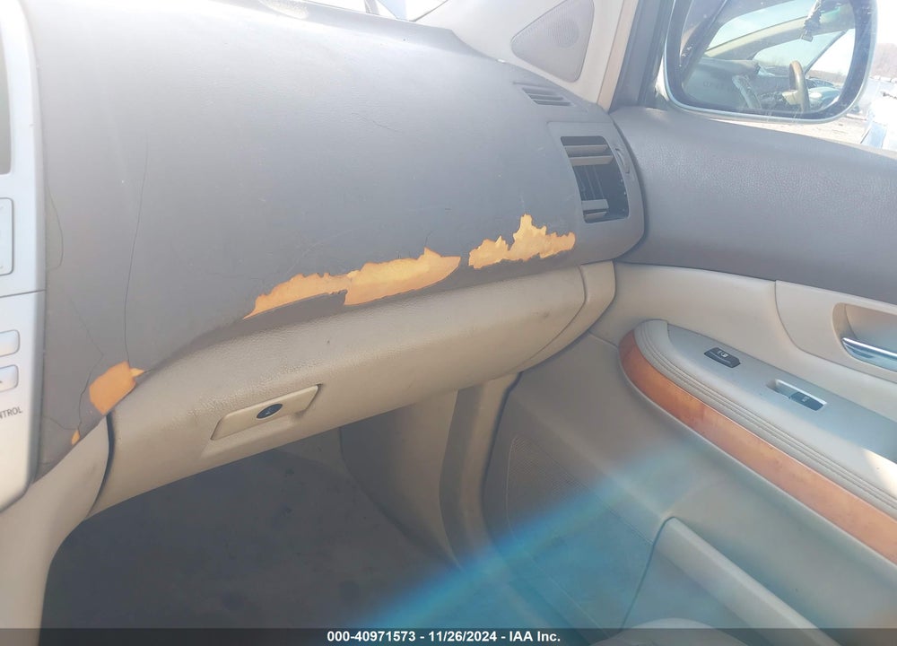 2008 LEXUS RX 350 VIN: 2T2HK31U98C068603