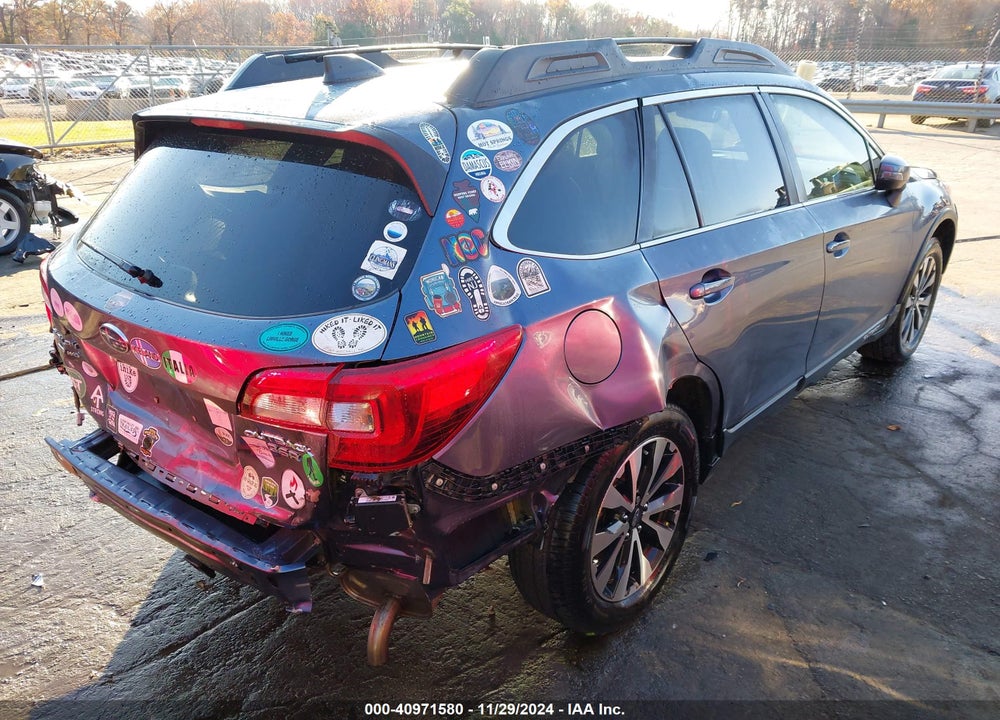 2017 SUBARU OUTBACK 3.6R LIMITED VIN: 4S4BSENC6H3404705