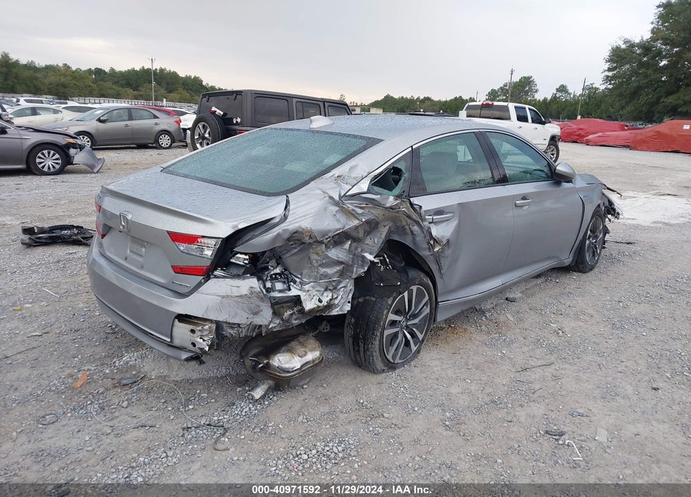 2018 HONDA ACCORD HYBRID VIN: 1HGCV3F43JA003224