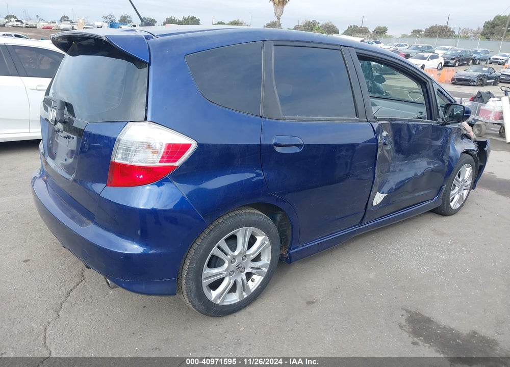 2010 HONDA FIT SPORT VIN: JHMGE8H4XAS028186