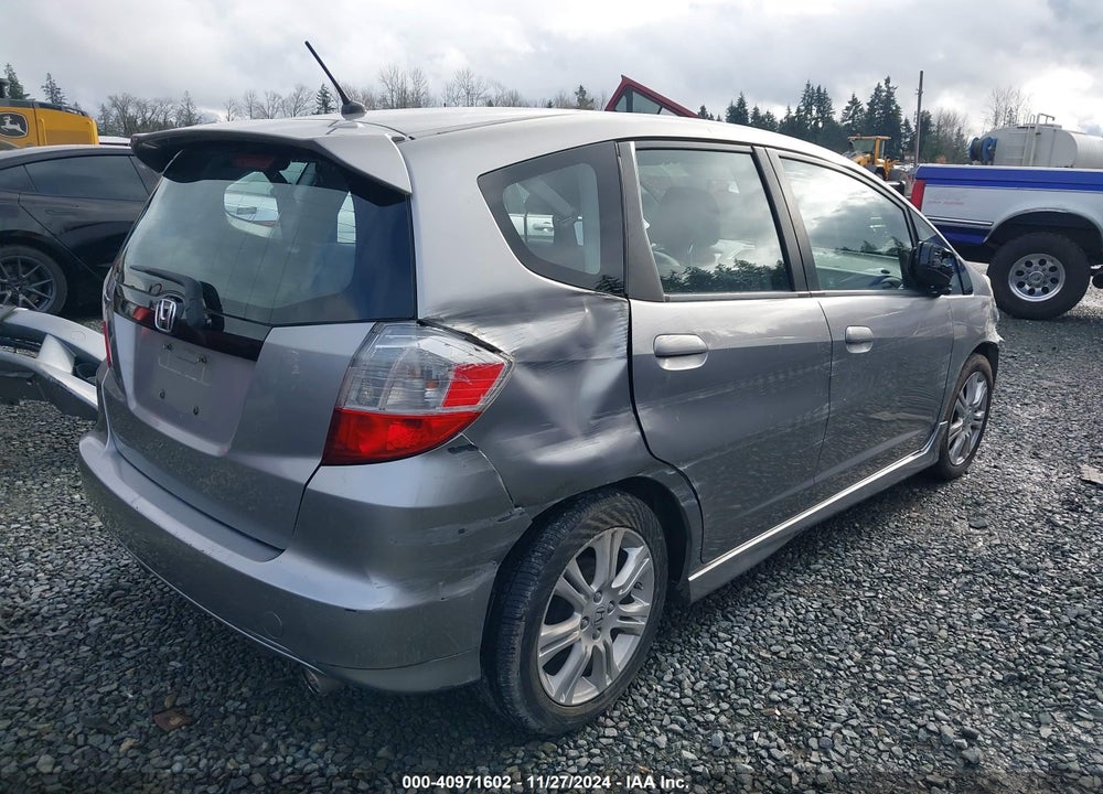 2009 HONDA FIT SPORT VIN: JHMGE88409S005009