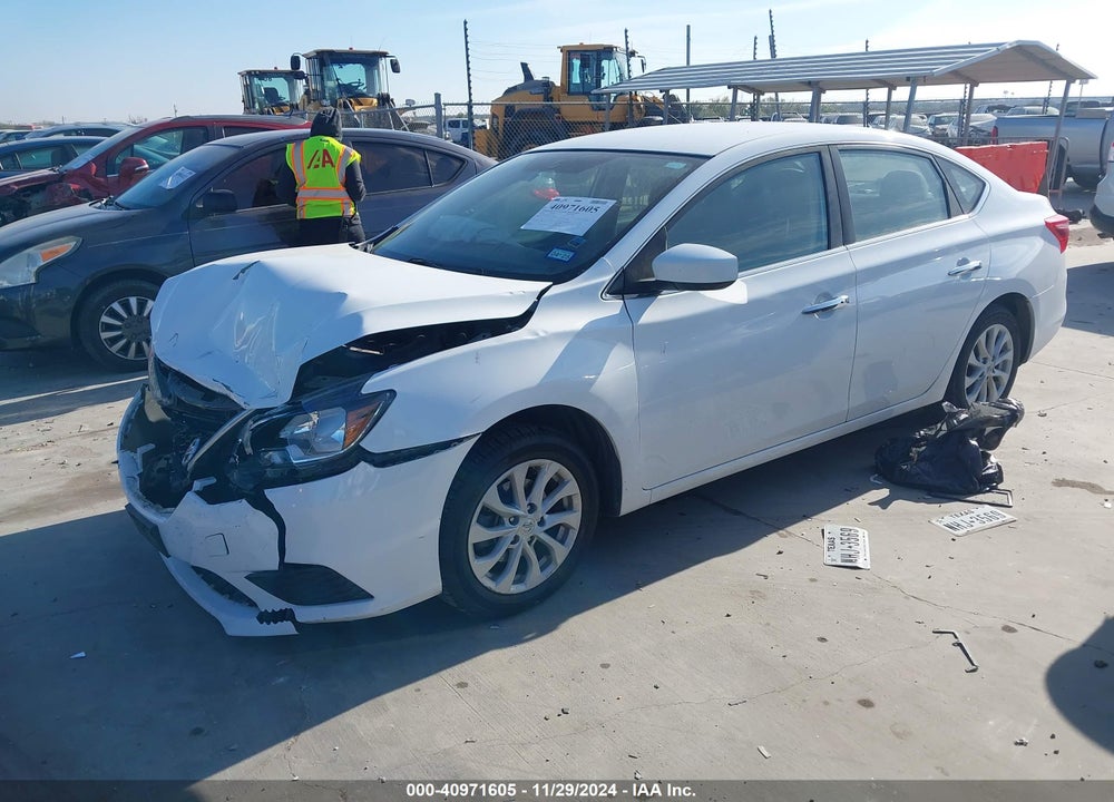 2018 NISSAN SENTRA VIN: 3N1AB7AP2JL657084