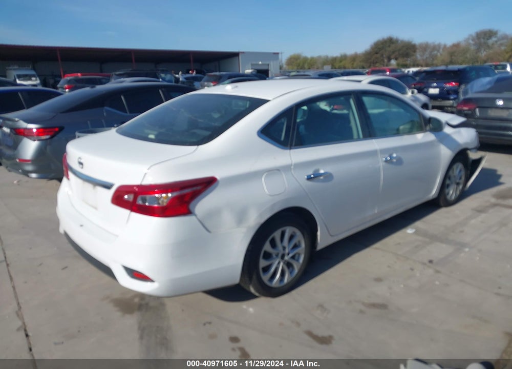 2018 NISSAN SENTRA VIN: 3N1AB7AP2JL657084