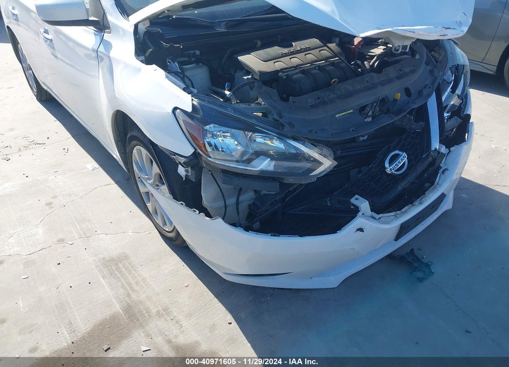 2018 NISSAN SENTRA VIN: 3N1AB7AP2JL657084
