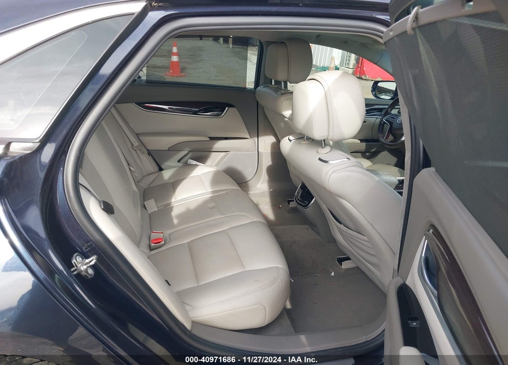 2013 CADILLAC XTS PLATINUM VIN: 2G61V5S38D9238543
