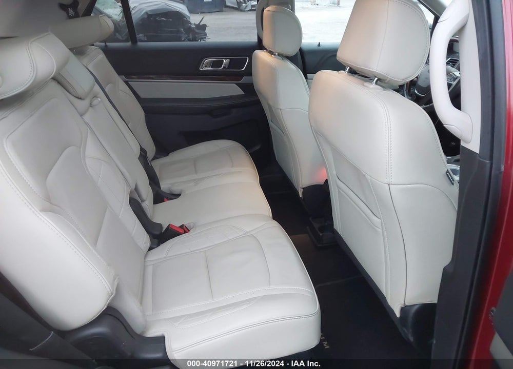 2017 FORD EXPLORER PLATINUM VIN: 1FM5K8HT1HGD22027