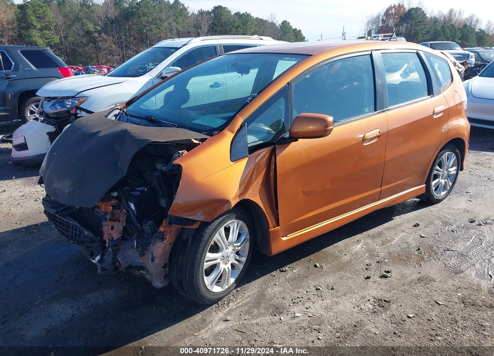 2010 HONDA FIT VIN: JHMGE8H43AC015533