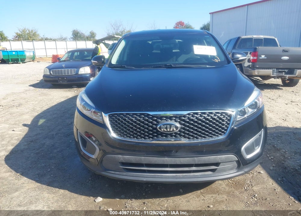 2017 KIA SORENTO 2.4L L VIN: 5XYPG4A35HG288291